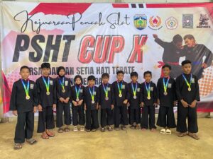 Read more about the article Prestasi Gemilang Santri Yatim Mandiri Darul Quran: Zen dan Reyhan Juarai PSHT Cup 2025