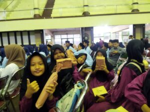 Read more about the article Bupati Jepara Gelar Santunan Bersama LKSA dan Permainan Tradisional di Gedung Wanita Jepara